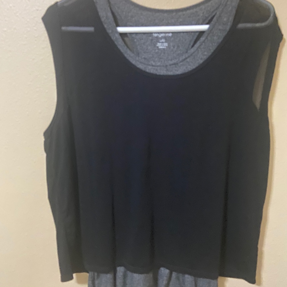 Women’s large Tangerine top